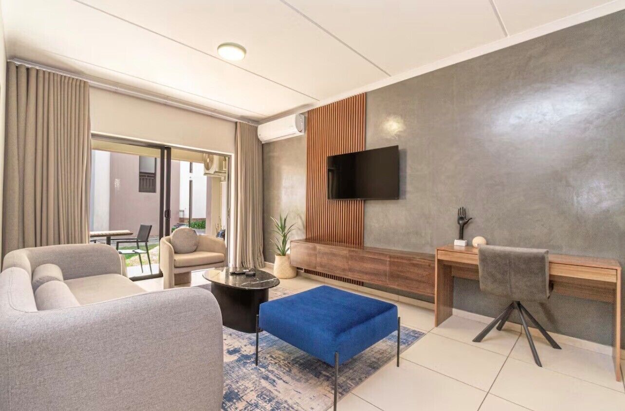 Luxury Apartment, Air conditioning | In-room safe, iron/ironing board, free WiFi