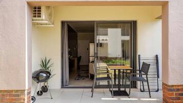 Luxury Apartment, Air conditioning | Terrace/patio