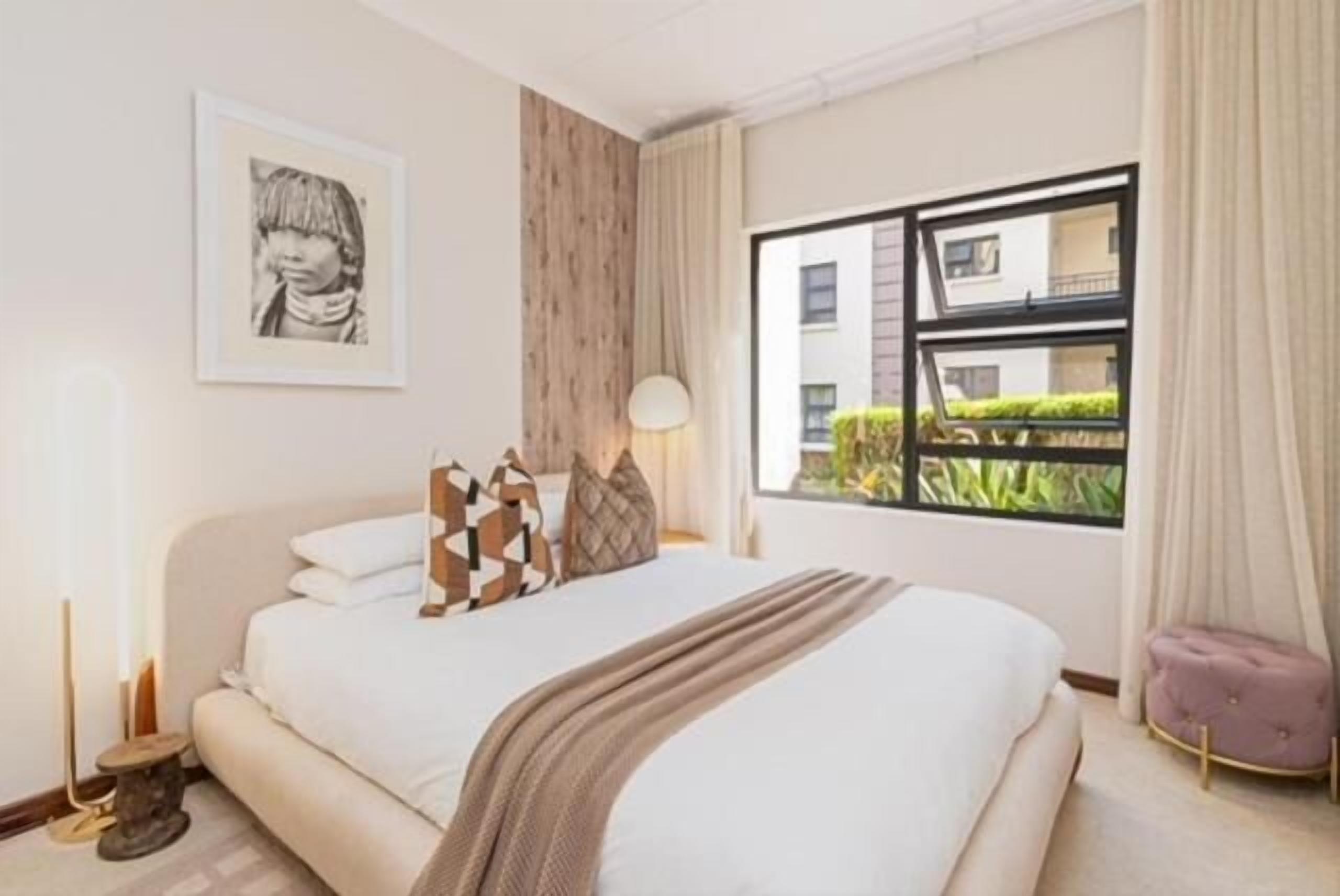 Luxury Apartment, Air conditioning | In-room safe, iron/ironing board, free WiFi