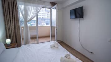 Apartment, Balcony, City View