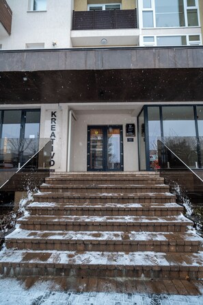 Departamento, balcón, vista a la ciudad | Detalle exterior