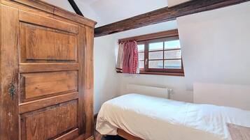 2 chambres, Wi-Fi gratuit, draps fournis