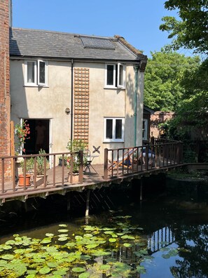 Exterior - Riverside cottage (Bungay)