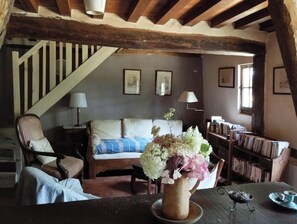 Interior - 2-bedroom house typical Normandy countryside quiet near forest 105km Paris (Le Mesnil-Jourdain)