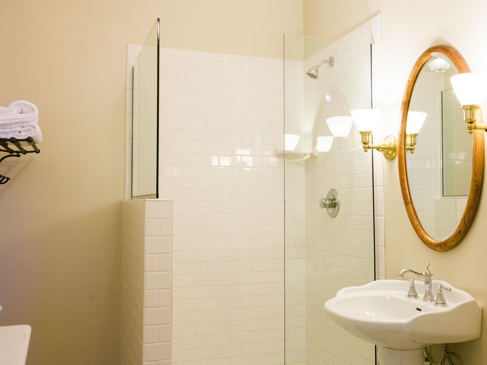 Shower, towels, soap, toilet paper