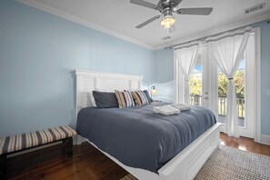 4 bedrooms, iron/ironing board, Internet, bed sheets - Serene Lakeside Retreat, Golf Cart Included, 126 Sea Otter Lane (Fripp Island)
