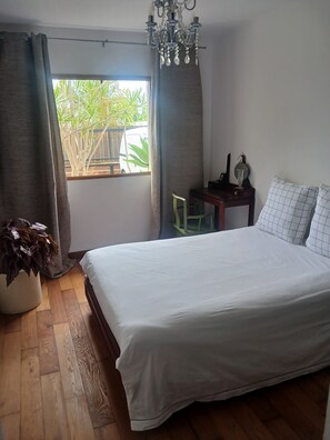 3 間睡房、熨斗/熨衫板、Wi-Fi、床單