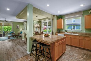 Interior - Kaimana Villa: Princeville Retreat w/ Pool & AC (Princeville)