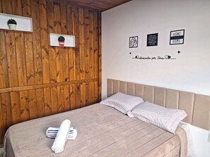 1 bedroom, free WiFi, bed sheets, wheelchair access