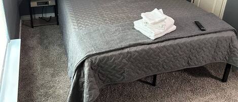 Iron/ironing board, WiFi