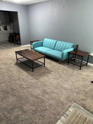TV, offices - Convenient Apartment Near Hospitals & Downtown (Lufkin)
