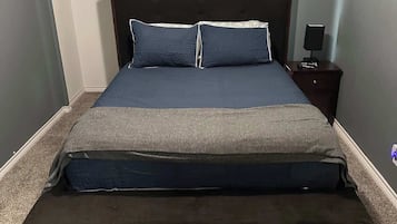 Iron/ironing board, WiFi