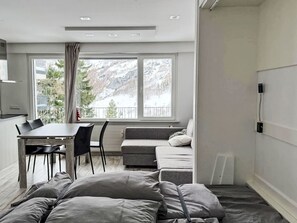 TV - Flaminia by Interhome (Leukerbad)