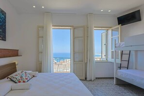 1 bedroom, free WiFi, bed sheets - Room Castel Perollo - Camera Rosa by Biddizzi Rari - Historic Center in Sciacca (Sciacca)