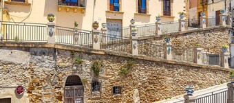 Room Castel Perollo - Camera Blu by Biddizzi Rari - Historic Center in Sciacca