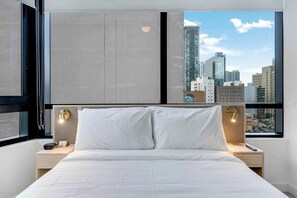 1 Schlafzimmer, Schreibtisch, Bügeleisen/Bügelbrett, Reisekinderbett