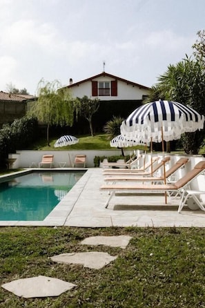 Outdoor pool - VILLA Centre Guethary (Guéthary)