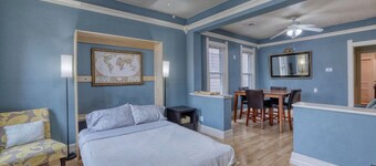 6BR Spacious Bay View Duplex, Sleeps 16, Near DT