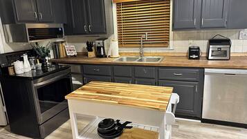 Microwave, oven, stovetop, dishwasher