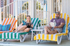 Terrace/patio - Refreshed Modern Studio · Steps to Beach & Boardwalk (Myrtle Beach)