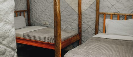 Deluxe Double or Twin Room, Garden View | Desk, iron/ironing board, free WiFi