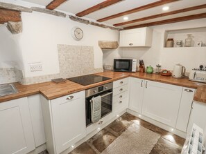 Rentaplats i utensilis de cuina, vaixella i coberteria 