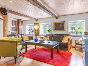 TV - "Jouni" - 18km from the sea by Interhome (Højer)