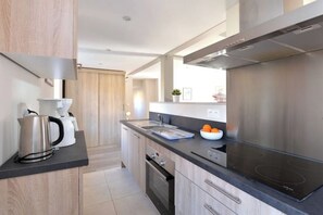 Fridge, microwave, oven, stovetop - Luxury apartment Dolder 4★ sleeps 6 in the center of Riquewihr.
Pets allowed (Riquewihr)