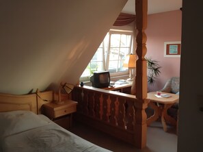 1 bedroom, WiFi, bed sheets