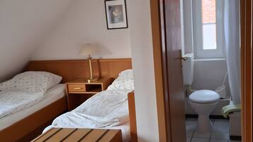 1 bedroom, WiFi, bed sheets