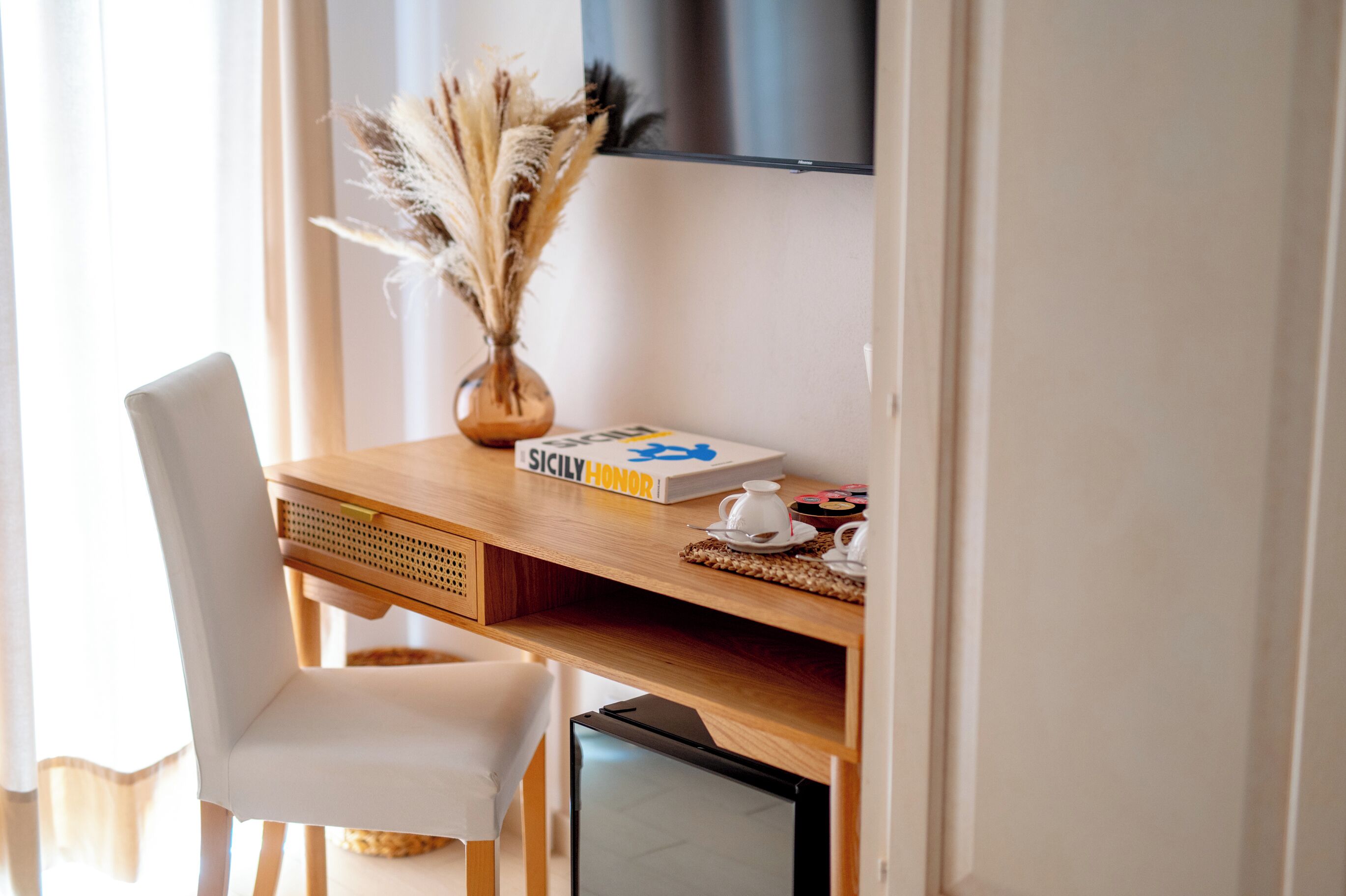 Free minibar, in-room safe, laptop workspace, blackout drapes