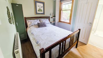 Standard Apartment, Patio | Blackout drapes, iron/ironing board, free WiFi