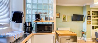 Snug 1 Bed Apartment 