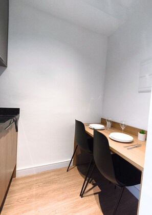 Comfort Apartment, Balcony, City View | Dining - Living Alto do Ipiranga (São Paulo)