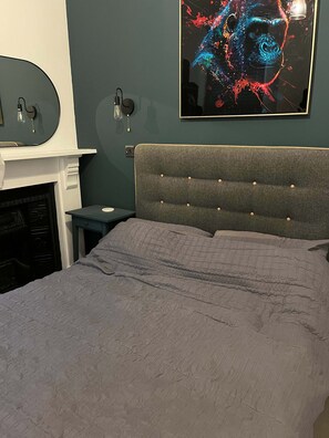 2 habitaciones, tabla de planchar con plancha y wifi 