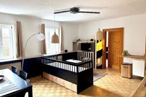 Interior - Generous time out in the countryside - experience nature, peace & community (Sulzbach-Laufen)
