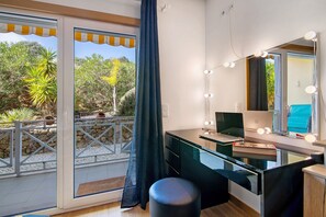 Interior - Apartment in the Old Town with Shared Pool, Garden & Wi-Fi (Albufeira)