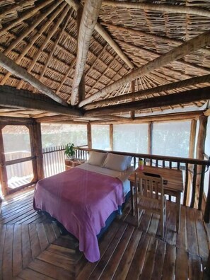 Family Cabin, Balcony, River View - Ecoaraguaia Jungle Lodge (Caseara)