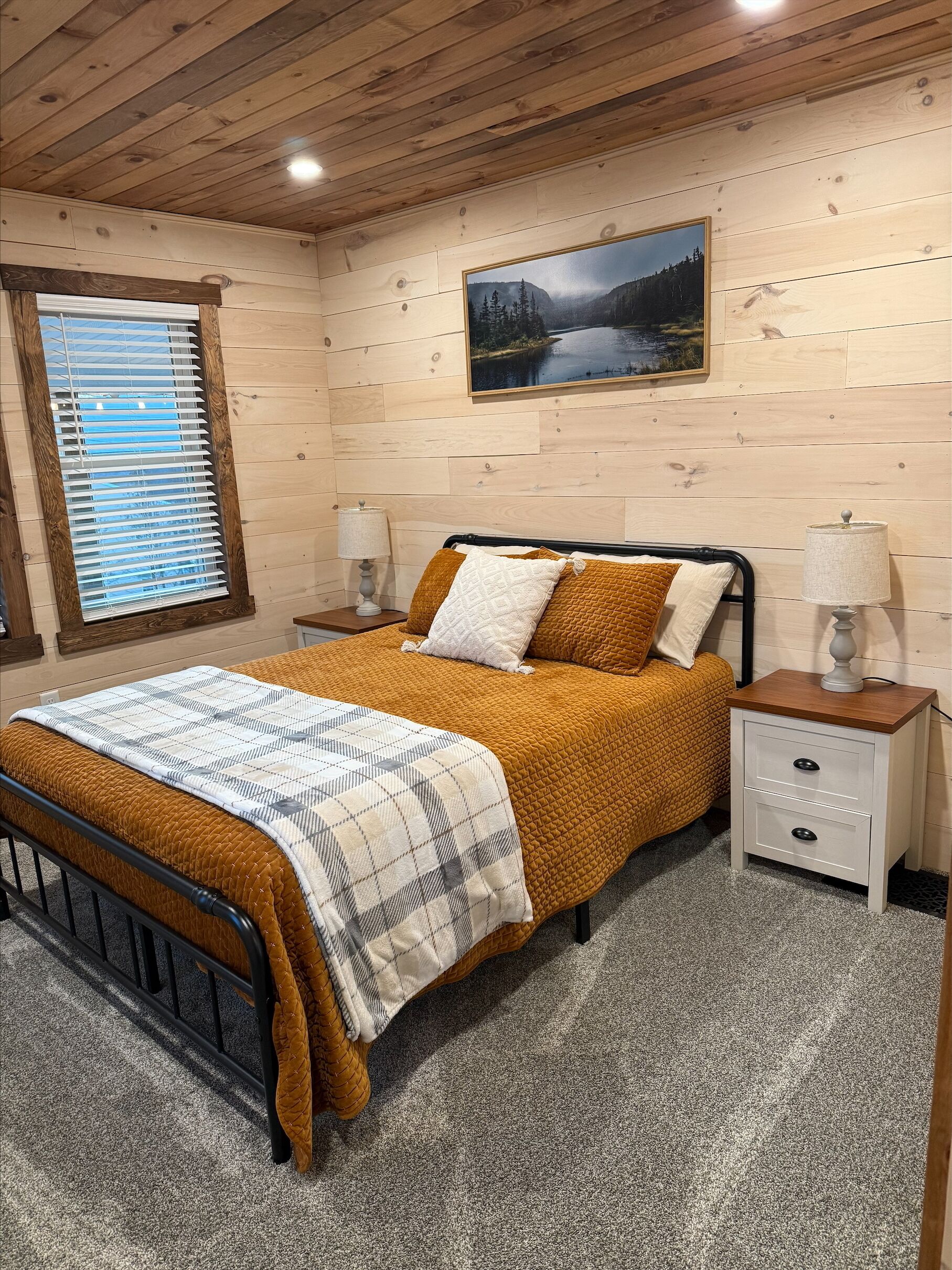 Fer et planche à repasser, accès Internet, draps fournis