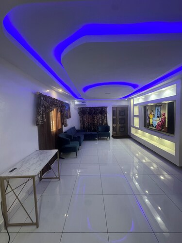 Luxury Living Fendell Monrovia Liberia With interned and AC