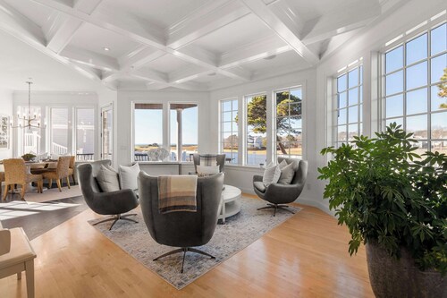 Luxury Retreat w Heated Pool, Large Stone Patio!