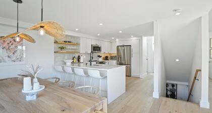 Oak Bluffs Renovated Retreat With Pool, Tennis, and Sengekontacket Pond Access!