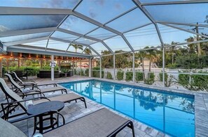 Beheizter Pool