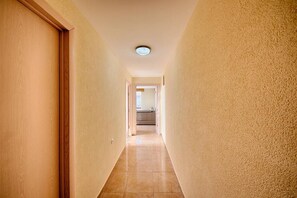 Interior - Apartman ZIS 5L (Opština Bar)