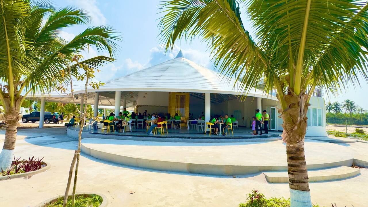 Suite Premier, balcó, vistes a la platja | Terrassa o pati