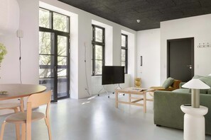 TV - No186 apartments, 1BR by Daniel&Jacob's (Frederiksberg)