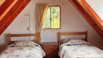 3 bedrooms, bed sheets