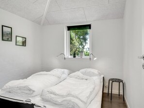 5 bedrooms, Internet - "Eerika" - 500m to the fjord by Interhome (Vestervig)