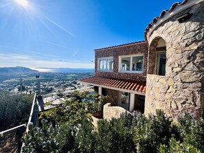 Exterior - Villa Serenity | Private pool, air conditioning, view of the bay of Roses, up to 13 people (El Mas Fumats)