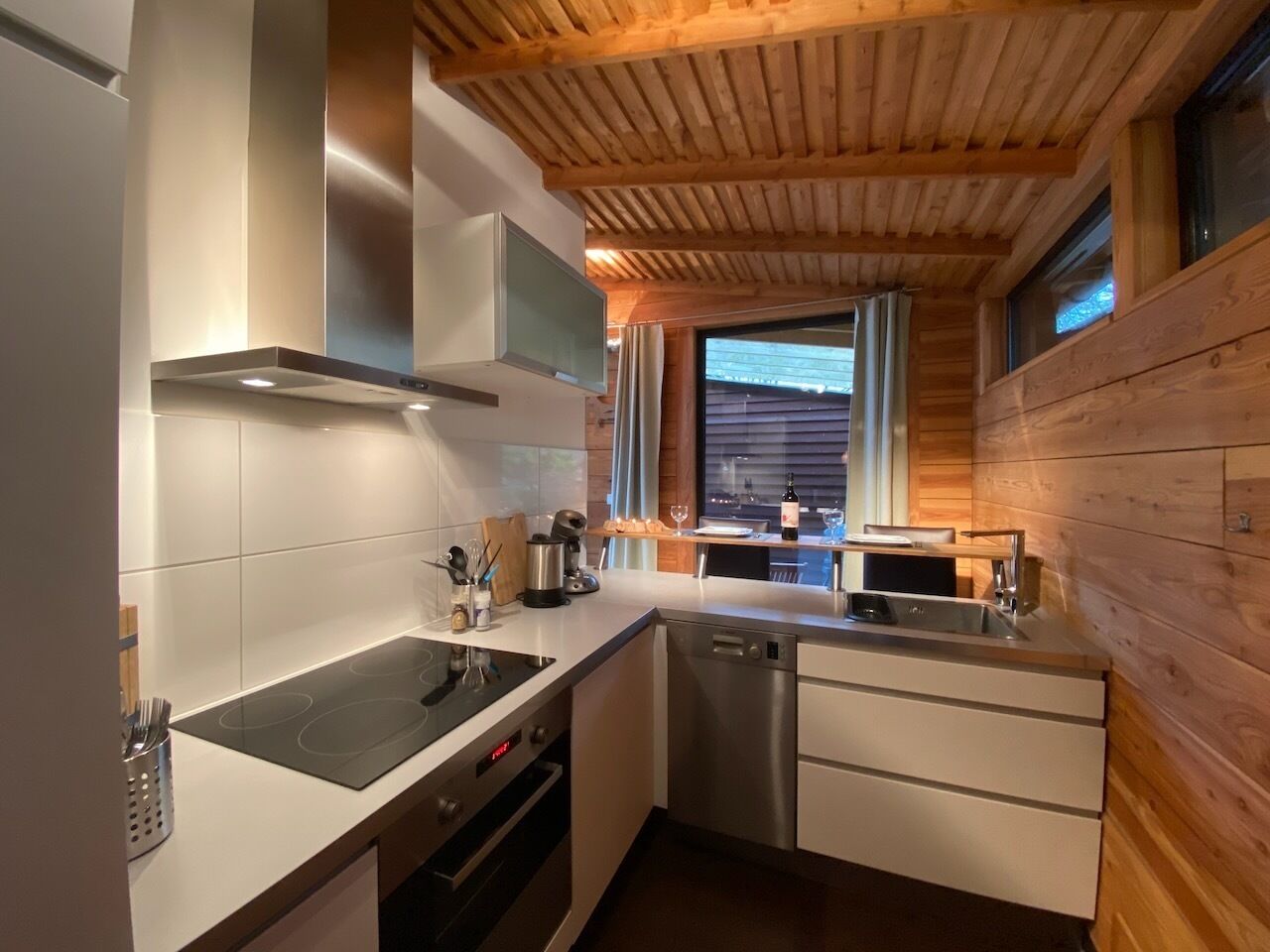 Oven, stovetop, dishwasher